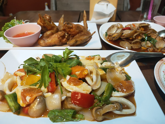 ครัวลุงศักดิ์ ข้าวต้มบาทเดียว - อำเภอเมืองนครปฐม