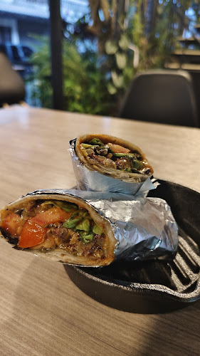 10 ถนน ปุณณกัณฑ์ ซอย 1 ตำบล คอหงส์ อำเภอหาดใหญ่ สงขลา 90110