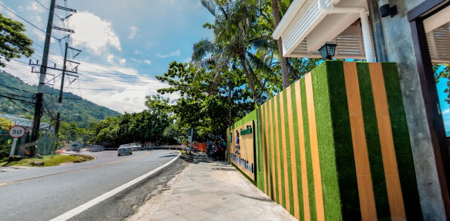 Pantai Seaview Restaurant Halal Food - การบริการอาหารและที่พัก