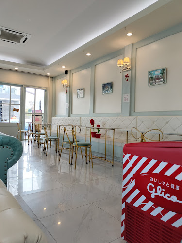 Comentarii opinii despre Botanic bakery and cafe สาขาแสงทอง