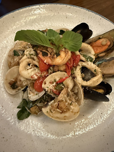 เลข ที่ 411 ถนน บอนด์สตรีท ตำบลบ้านใหม่ อำเภอปากเกร็ด นนทบุรี 11120