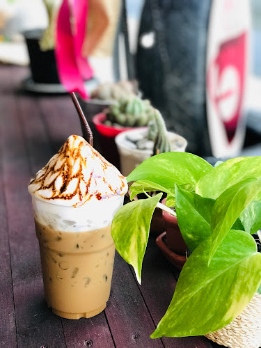 Comentarii opinii despre La Mer 389 Café ละเมอร์ 389 คาเฟ่