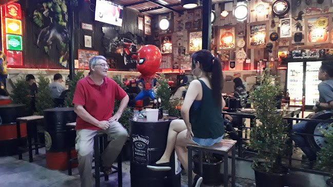 ร้านอีสาน วินเทจ ขอนแก่น - การบริการอาหารและที่พัก