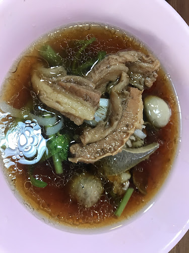 ราชาก๋วยเตี๋ยวหมูตุ๋น-เนื้อตุ๋น(หัวมุมตลาดพระรูปคลองสอง 551 ถนนรังสิต - นครนายก ตำบล ประชาธิปัตย์ อำเภอธัญบุรี ปทุมธานี 12130