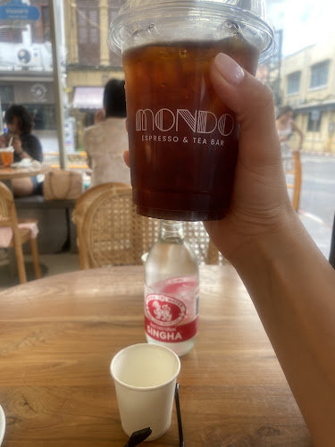 54/1 ถ. เยาวราช ตำบลตลาดใหญ่ อำเภอเมืองภูเก็ต ภูเก็ต 83000