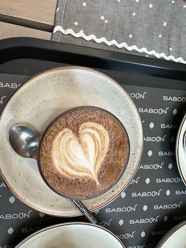 อาคารทรีมังกี้ส์ 105 หมู่ที่ 4 ถนนเหมืองเจ้าฟ้า ตำบล วิชิต อำเภอเมืองภูเก็ต ภูเก็ต 83000