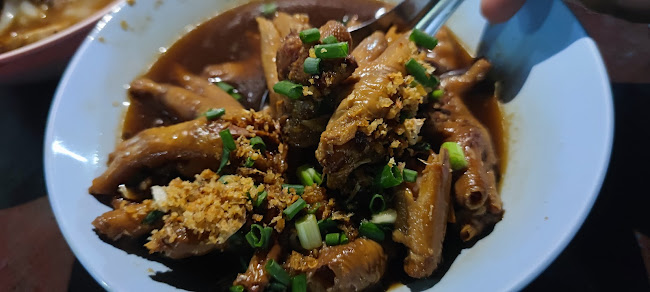 โจ๊ก ก๋วยจั๊บ ต้มเส้น บัตรคิว - การบริการอาหารและที่พัก