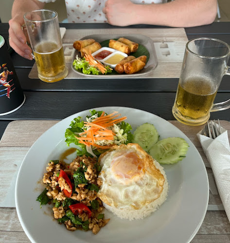 Yoyo Restaurant Karon Beach Phuket - อำเภอเมืองภูเก็ต