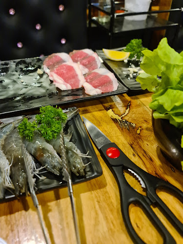 Comentarii opinii despre Kalasino กาลาสิโน-ปิ้งย่าง จิ้มจุ่ม โคขุนโพนยางคำ เบียร์วุ้น สาขาพัทยา