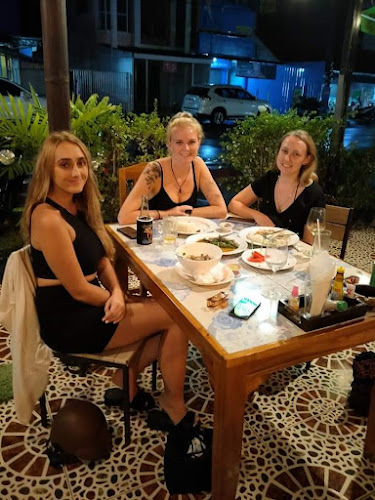 Nungning thai food - การบริการอาหารและที่พัก