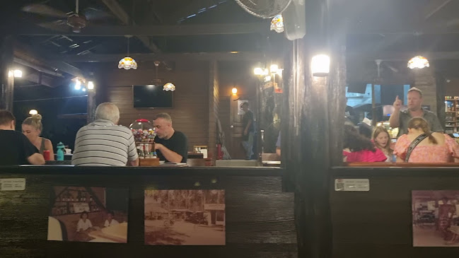 No.6 Restaurant Up The Hill - อำเภอกะทู้