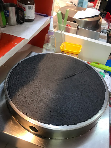 เครปจัดเต็ม - การบริการอาหารและที่พัก