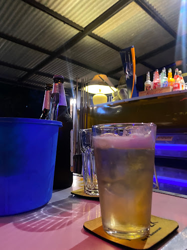 Opinii despre KADUEK în อำเภอเมืองนครปฐม - การบริการอาหารและที่พัก