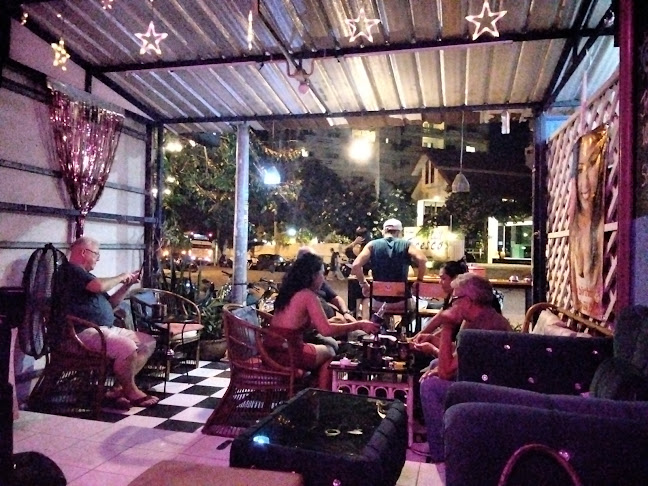 Opinii despre Nuch Zii Bar Food & Drink în อำเภอบางละมุง - การบริการอาหารและที่พัก