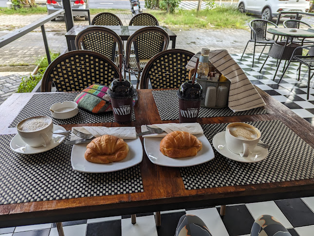 Opinii despre Zebra Cafe în อำเภอกะทู้ - การบริการอาหารและที่พัก