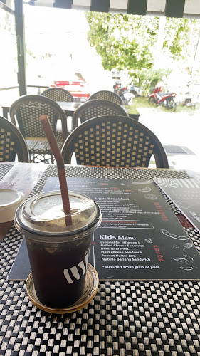 Zebra Cafe - การบริการอาหารและที่พัก