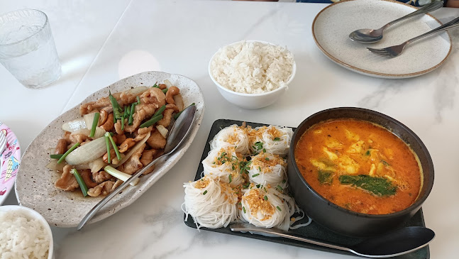 Opinii despre Tang Toh în Mueng - การบริการอาหารและที่พัก