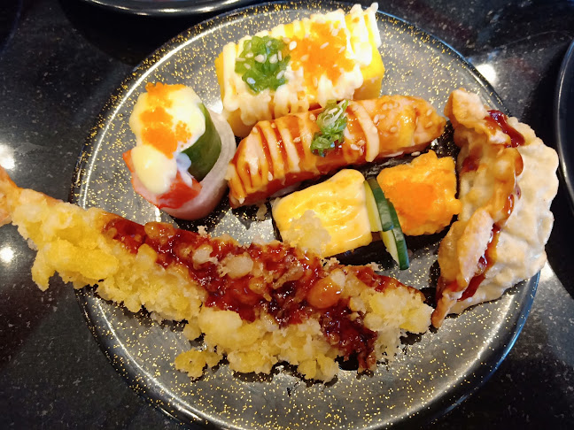 เซ็นทรัลขอนแก่น 99 ถ. ศรีจันทร์ ตำบลในเมือง อ.เมือง ขอนแก่น 40000