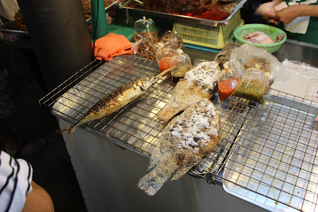 Comentarii opinii despre ตลาดหนองไผ่ล้อม