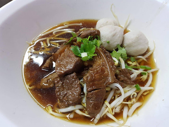 Opinii despre กะเพราข้าวมัน în อำเภอบางละมุง - การบริการอาหารและที่พัก