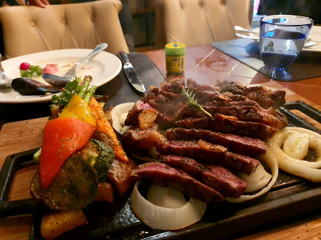 Comentarii opinii despre Five Crossing