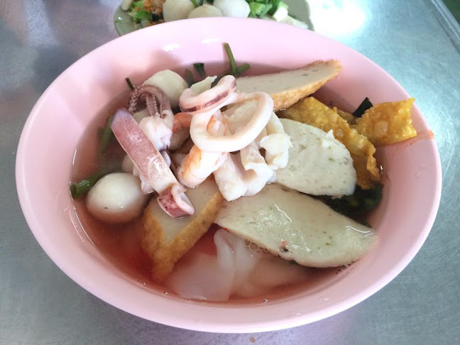 Comentarii opinii despre ร้านก๋วยเตี๋ยวป.ปลากะพงทอง