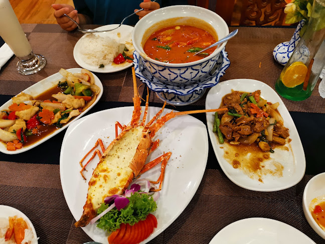 Opinii despre Food Market Kata în อำเภอเมืองภูเก็ต - การบริการอาหารและที่พัก