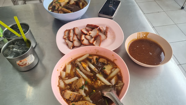 Comentarii opinii despre ก๋วยจั๊บน้ำข้น นายโอ