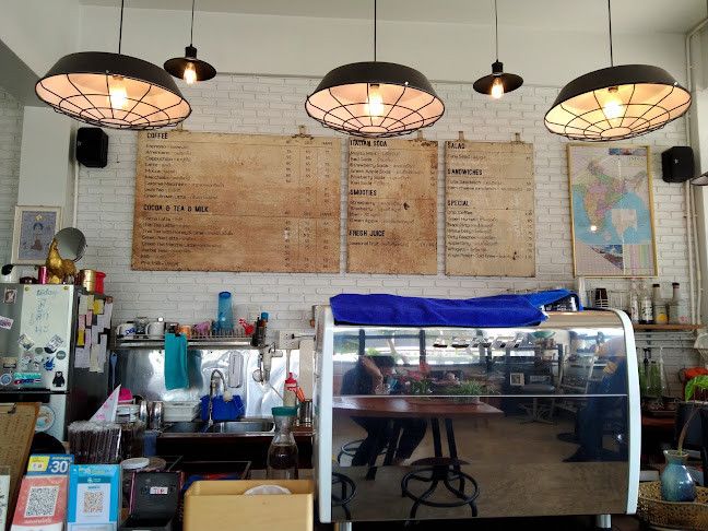 Comentarii opinii despre Phoon Cafe Phayao