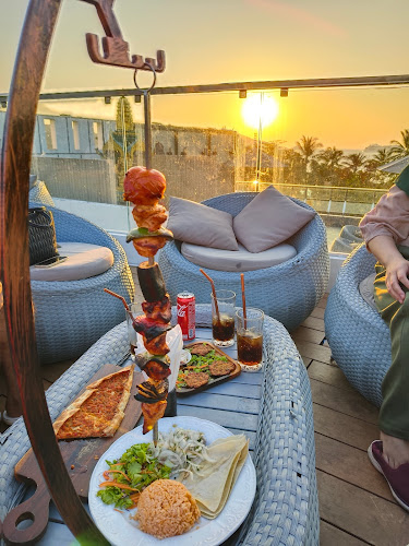 Khubani Rooftop Bar and Restaurant خوباني - อำเภอกะทู้