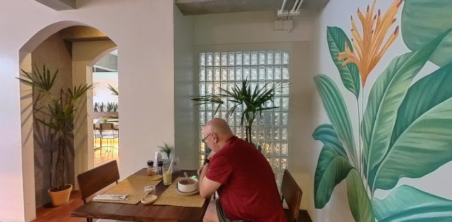 So French Restaurant and Bar - การบริการอาหารและที่พัก