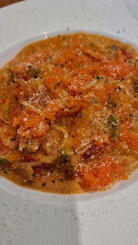 Opinii despre Lavana cafe’& Bistro พิษณุโลก în เมือง - การบริการอาหารและที่พัก