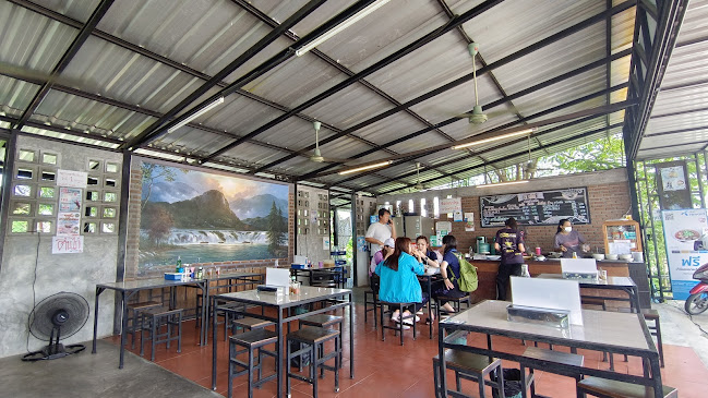 Opinii despre ก๋วยเตี๋ยวเนื้อ อ.เด็ด în อำเภอเมืองเพชรบูรณ์ - การบริการอาหารและที่พัก