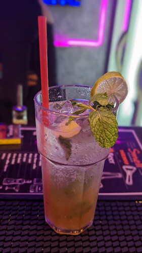 Opinii despre Smell Bar în อำเภอกะทู้ - การบริการอาหารและที่พัก