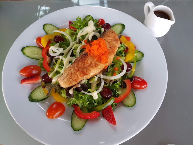 Opinii despre Phuket View Cafe în อำเภอเมืองภูเก็ต - การบริการอาหารและที่พัก