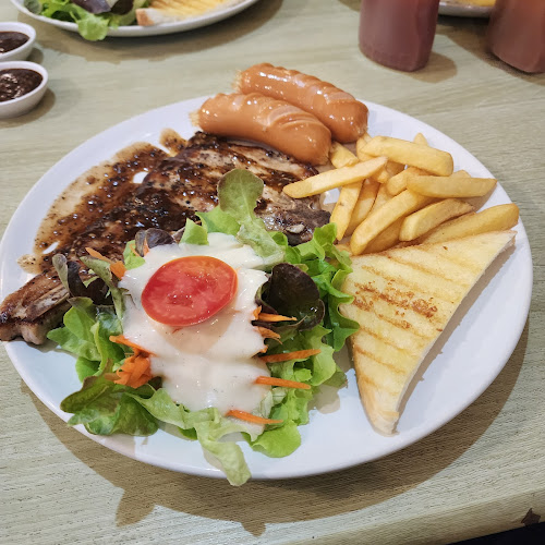 Comentarii opinii despre พวงรัตน์สเต็กโฮม -Puangrat Steak Home