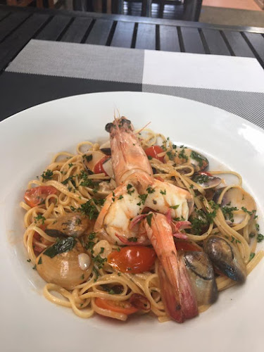 144 Karon Rd, ตำบล กะรน อำเภอเมืองภูเก็ต ภูเก็ต 83100