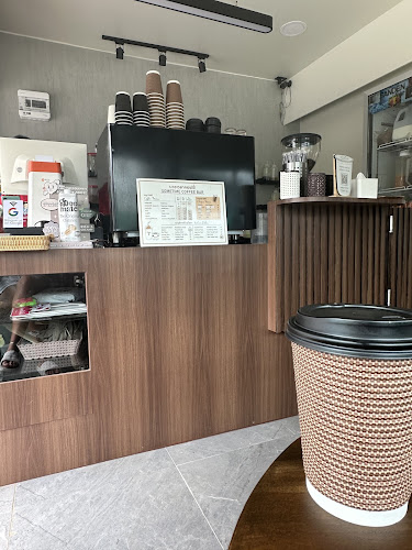 Comentarii opinii despre Sometime coffee bar (บางเวลา)​