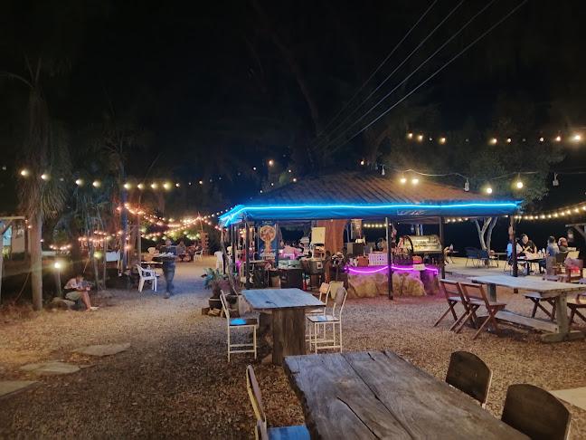 Opinii despre Leisure Café n Bar în เมือง - การบริการอาหารและที่พัก