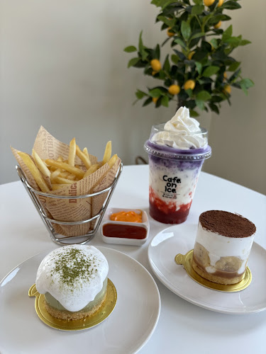 Cafe On Ice - การบริการอาหารและที่พัก