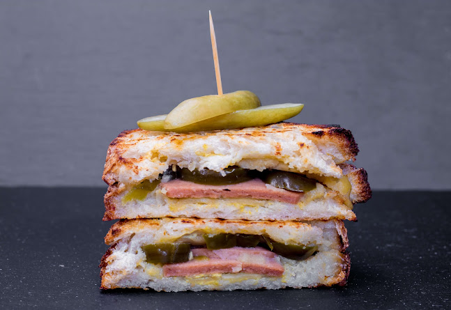 4, Blue Tree Phuket, 2 ถ. ศรีสุนทร ตำบล ศรีสุนทร อำเภอถลาง ภูเก็ต 83110