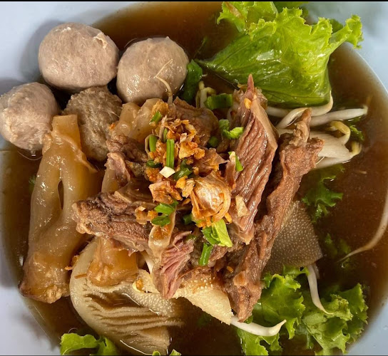 Comentarii opinii despre เนื้อต้มวงเวียนไก่&เบิร์ดหยกหมูกะทะ