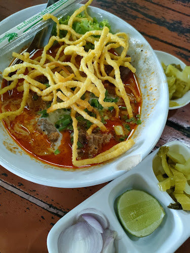 Comentarii opinii despre ร้านอาหารปั๋นใจ๋