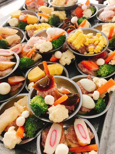 Opinii despre ทิพย์นรินทร์ หาดใหญ่ (Tipnarin) în อำเภอหาดใหญ่ - การบริการอาหารและที่พัก