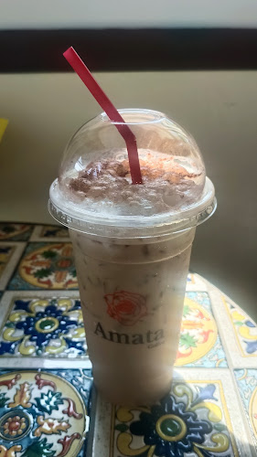 Amata Coffee อมตะ คอฟฟี่ 17 - การบริการอาหารและที่พัก