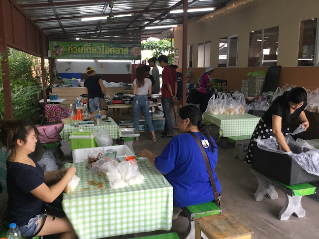 Opinii despre นานาข้าวกล่อง în เมือง - การบริการอาหารและที่พัก