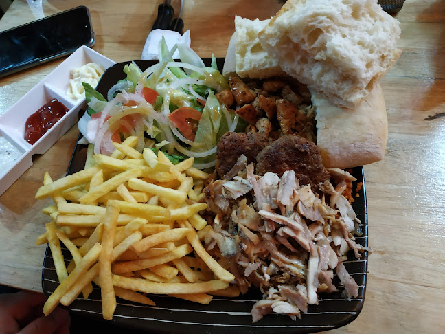 166, 31 นาใน 8 ตำบลป่าตอง อำเภอกะทู้ ภูเก็ต 83150