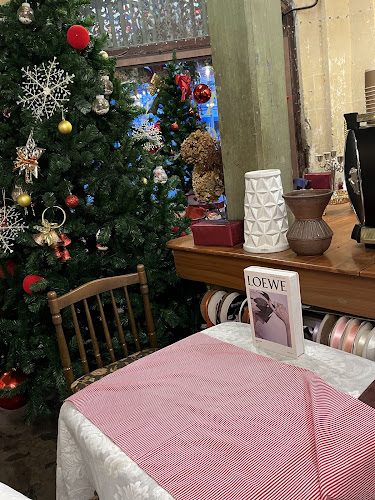 Comentarii opinii despre ไฟโฟ โอลด์ทาวน์ คาเฟ่ แอนด์ ฟลอรัล