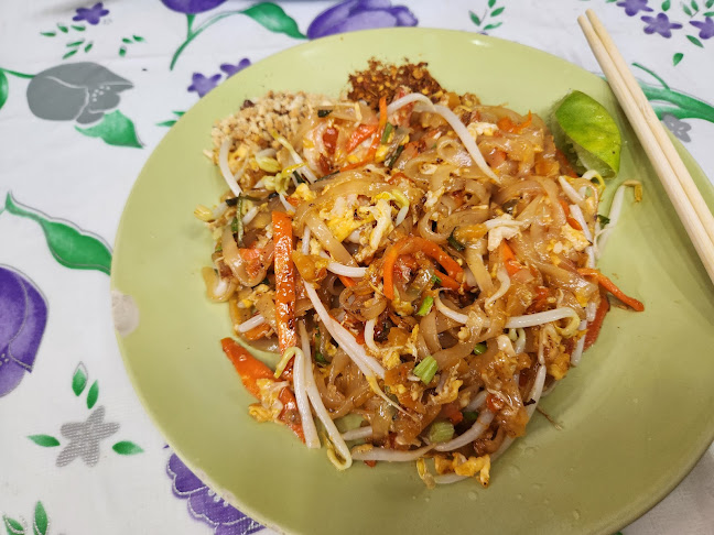 119 ถ. ราษฏร์อุทิศ 200 ปี ตำบลป่าตอง อำเภอกะทู้ ภูเก็ต 83150