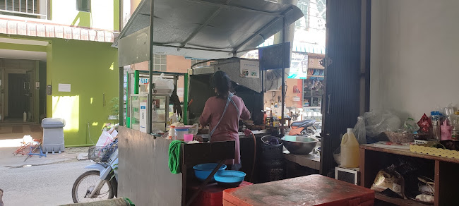 Opinii despre Дешевое простенькое кафе для местных în อำเภอกะทู้ - การบริการอาหารและที่พัก